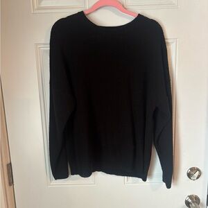 Zenana Outfitters Classic Black Crew Neck Sweater